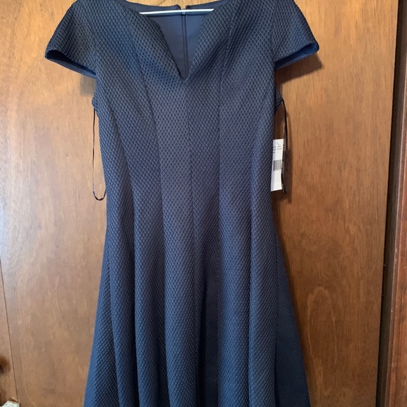 Julia Jordan Dress - Picture 3 of 3